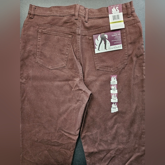 NWT - Vintage Gloria Vanderbilt Brown Stretch Classic Amanda Jeans - Size 14 - Picture 4 of 8